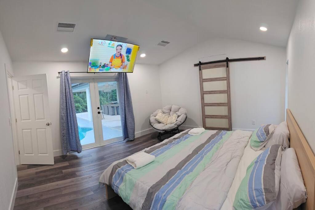 Villa Tranquil Oasis Retreat In Golden Gate Estates à North North Naples Extérieur photo